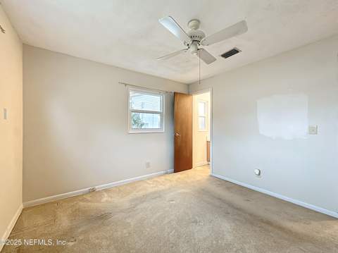 8157 Galaxie Drive, Jacksonville FL - photo 17 of 37