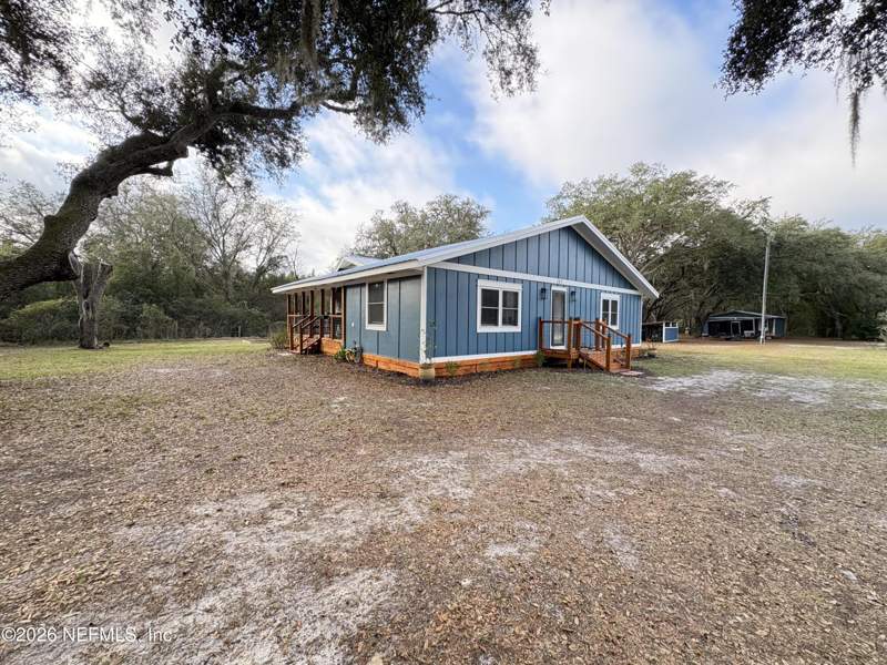 3 bedroom Single Family Residence at 165 Fulton Road, Not Validd, Palatka — photo 2