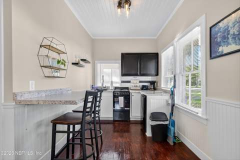 201 Oak Street, Welaka FL - photo 6 of 127