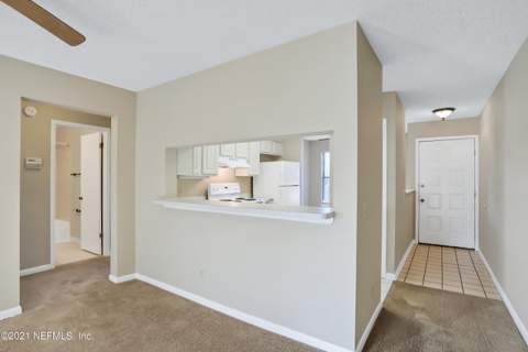 5615 San Juan Avenue #308, Jacksonville FL - photo 11 of 35