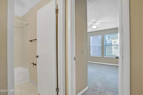 5615 San Juan Avenue #308, Jacksonville FL - photo 18 of 35
