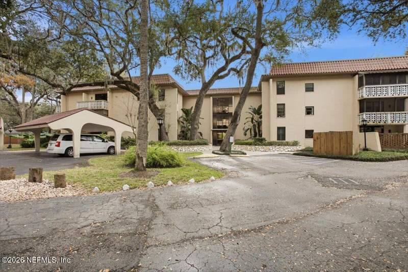 1 bedroom Condominium at 1810 Sevilla Boulevard #310, Sevilla, Atlantic Beach — photo 2