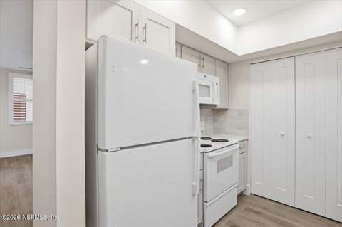 1810 Sevilla Boulevard #310, Atlantic Beach FL - photo 8 of 18