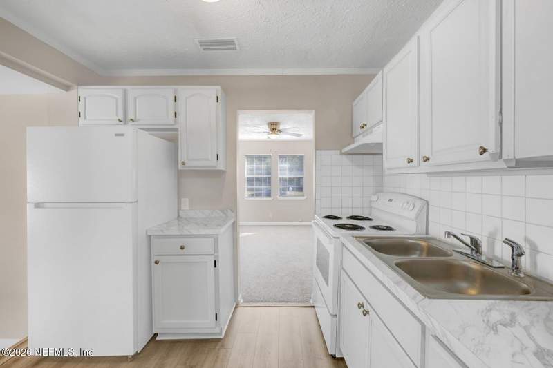 3 bedroom Single Family Residence at 2971 W 16th Street, Melsons Addition, Jacksonville — photo 4