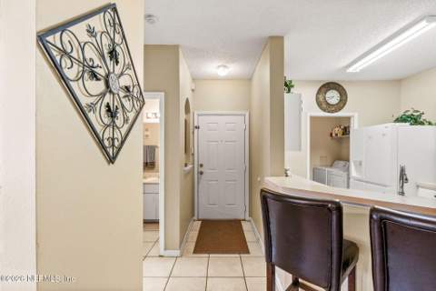 10000 Gate Parkway #2015, Jacksonville FL - photo 6 of 32