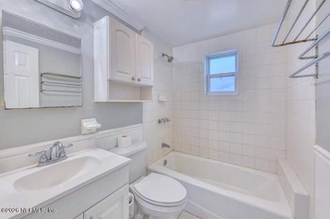 1812 Ocean Drive, Jacksonville Beach FL - photo 15 of 22