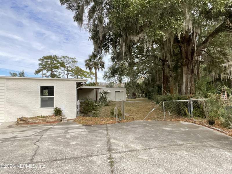 6 bedroom Single Family Residence at 9787 Kline Road, Southside Estates, Jacksonville — photo 2