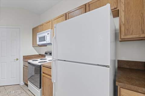 10550 Baymeadows Road #601, Jacksonville FL - photo 19 of 38
