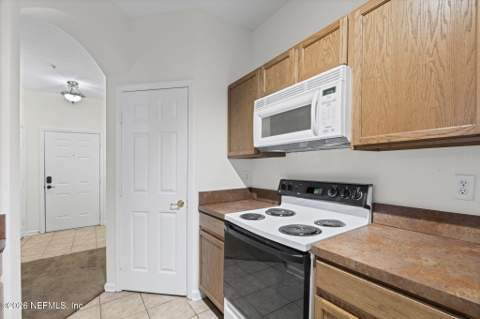 10550 Baymeadows Road #601, Jacksonville FL - photo 20 of 38