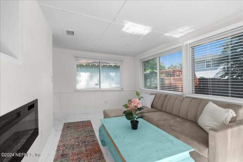 4625 Post Street, Jacksonville FL - photo 16 of 32