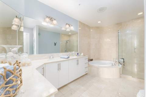 1431 Riverplace Boulevard #2506, Jacksonville FL - photo 19 of 56