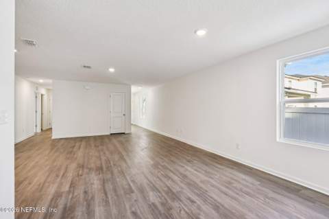 3551 Mildred Way, Jacksonville FL - photo 9 of 28