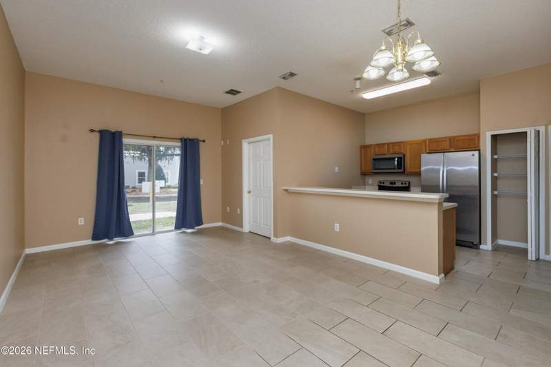 2 bedroom Condominium at 6070 Maggies Circle #105, Natures Hideaway, Jacksonville — photo 2