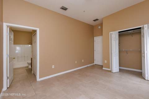 6070 Maggies Circle #105, Jacksonville FL - photo 14 of 25
