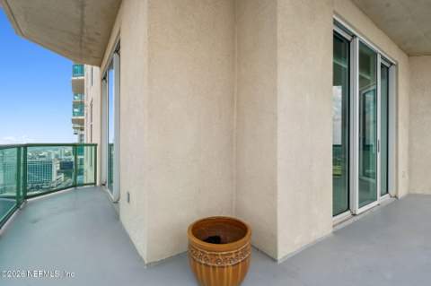 1431 Riverplace Boulevard #3101, Jacksonville FL - photo 15 of 93