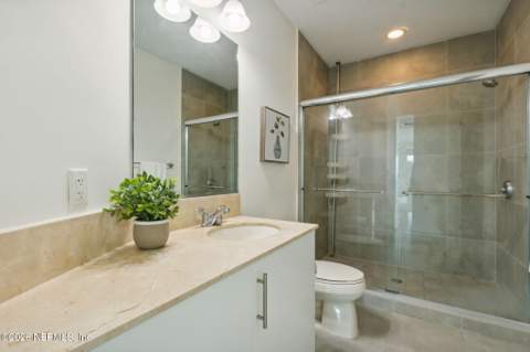 1431 Riverplace Boulevard #3101, Jacksonville FL - photo 24 of 93