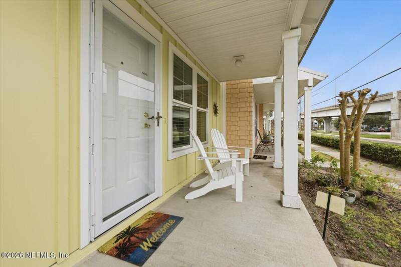 3 bedroom Townhouse at 156 Sandy Beach Lane, Oceangate, Atlantic Beach — photo 3