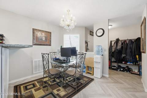 10155 Brookwood Forest Boulevard, Jacksonville FL - photo 10 of 36