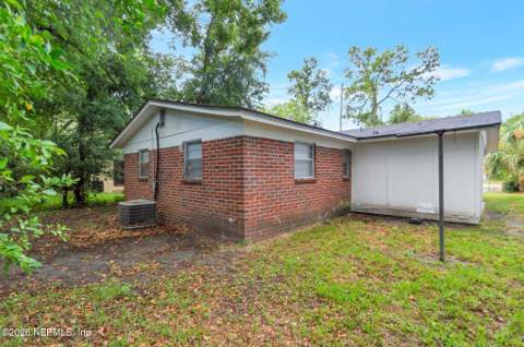 1551 W 31st Street, Jacksonville FL - photo 19 of 20
