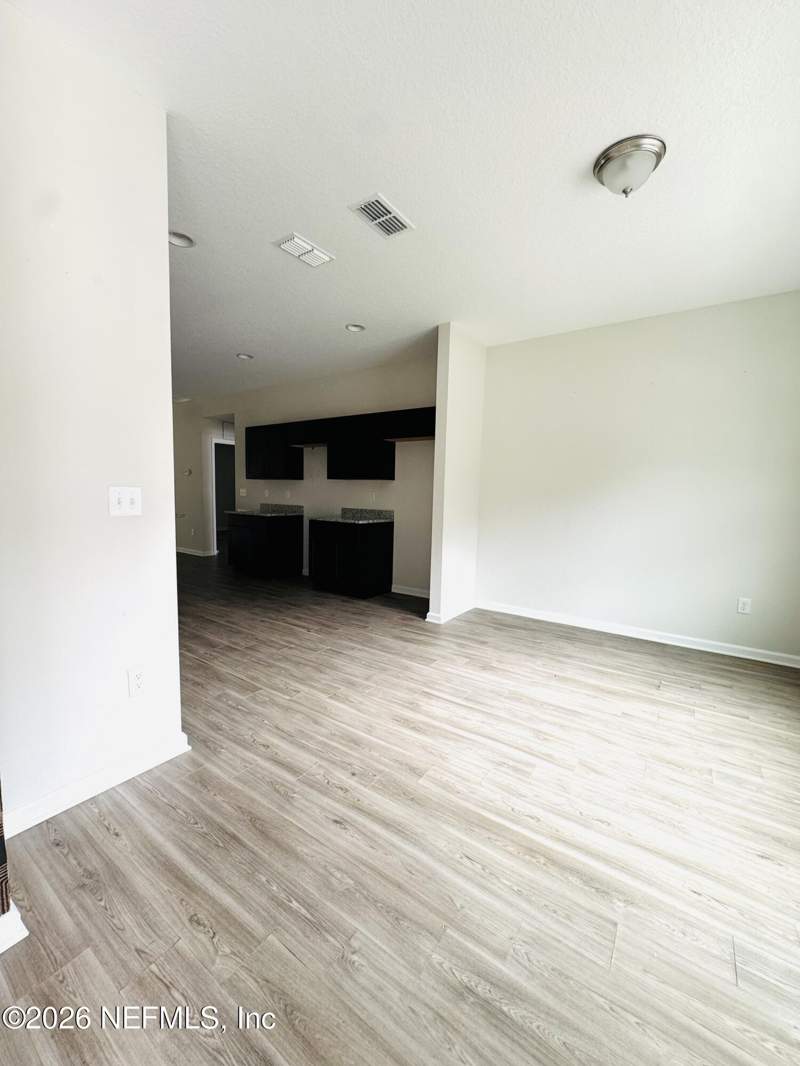 4 bedroom Single Family Residence at 3501 Stillman Street, Spring Park, Jacksonville — photo 3