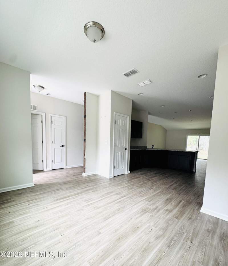 4 bedroom Single Family Residence at 3501 Stillman Street, Spring Park, Jacksonville — photo 4