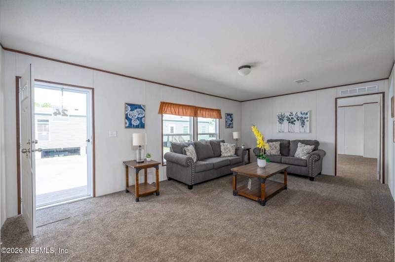 3 bedroom Manufactured Home at 1119 NE County Road 125, Lawtey, Lawtey — photo 3