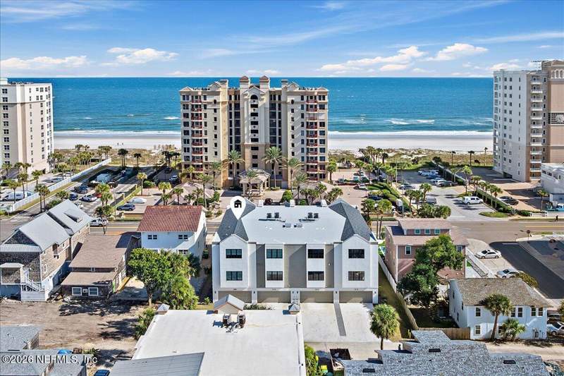 4 bedroom Townhouse at 1318 1st Street, Pablo Beach North, Jacksonville Beach — photo 2