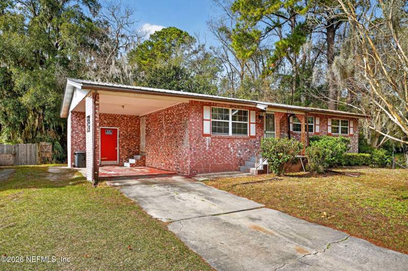 5 bedroom Single Family Residence at 8834 Camphor Drive, Sibbald Grant, Jacksonville — photo 2