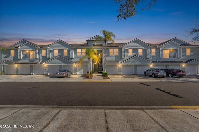 2 bedroom Condominium at 7047 Deer Lodge Circle #108, Windsor Falls, Jacksonville — photo 2