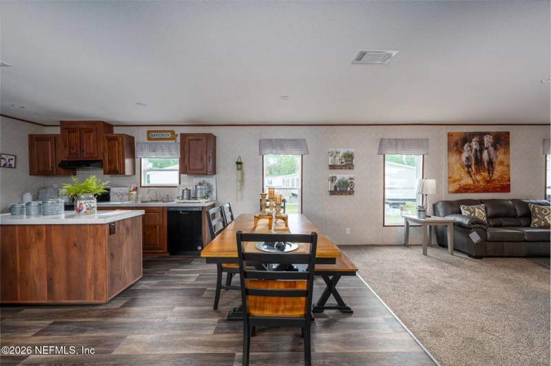 4 bedroom Manufactured Home at 1341 NW 236th Street, Lawtey, Lawtey — photo 5