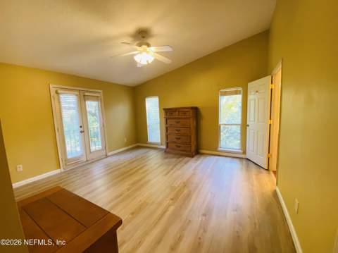 13715 Richmond Park Drive #708, Jacksonville FL - photo 15 of 26