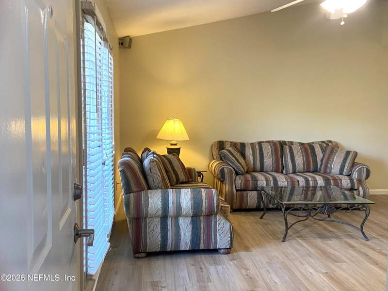 2 bedroom Condominium at 13715 Richmond Park Drive #708, Windsor Pointe, Jacksonville — photo 5