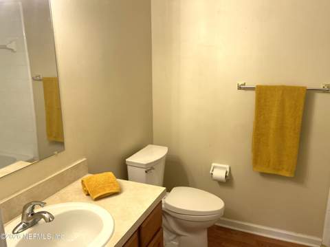13715 Richmond Park Drive #708, Jacksonville FL - photo 20 of 26