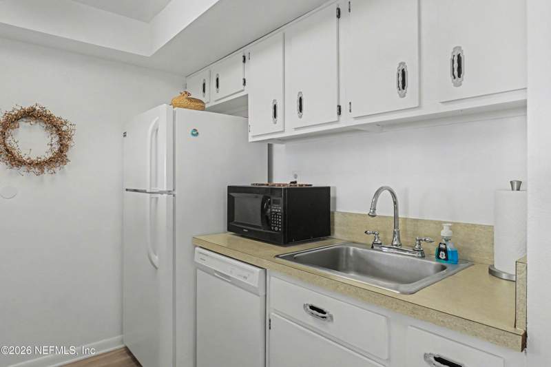 1 bedroom Condominium at 115 River Bend Place #C, Beechers Point, Welaka — photo 5