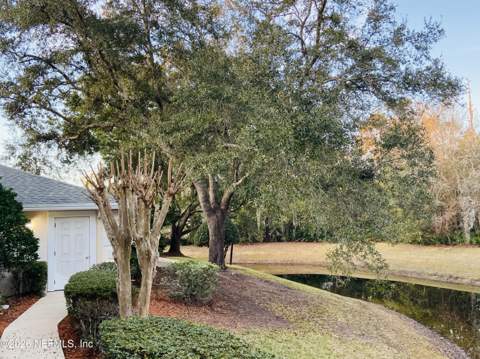 13715 Richmond Park Drive #708, Jacksonville FL - photo 22 of 26