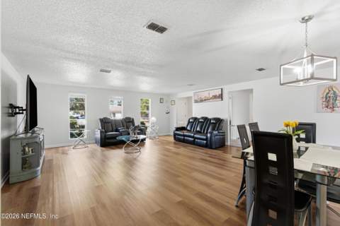 1439 Mesa Court, Orange Park FL - photo 8 of 36