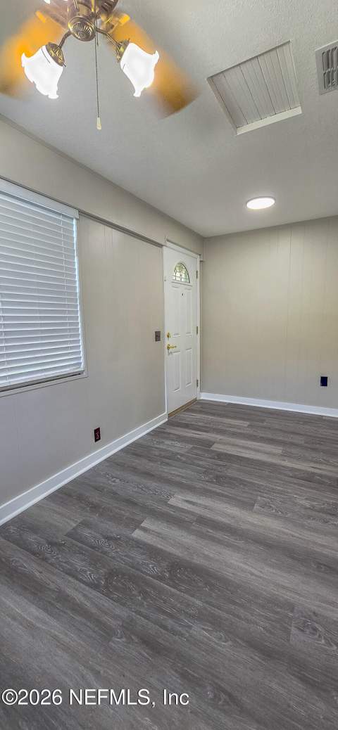 6251 Dunn Avenue, Jacksonville FL - photo 16 of 29