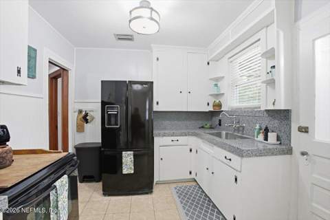 4748 French Street, Jacksonville FL - photo 9 of 16