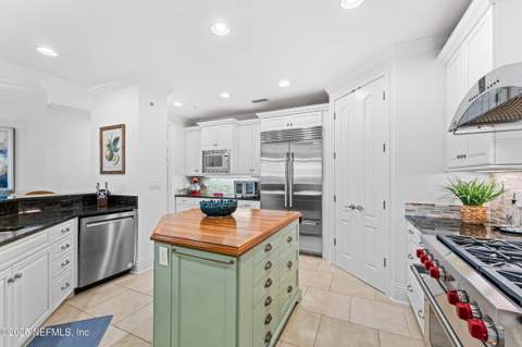 5025 1st Coast Highway #202B, Fernandina Beach FL - photo 10 of 33