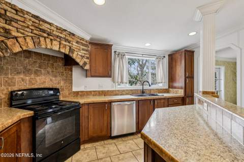 13725 Webb Road, Jacksonville FL - photo 18 of 62