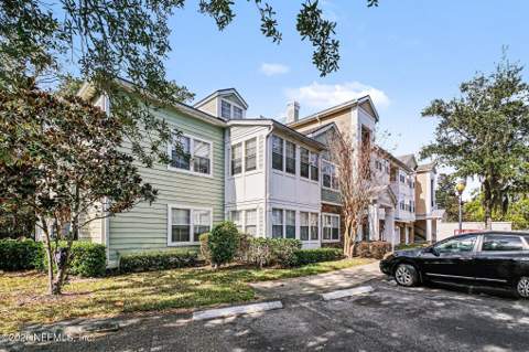 8550 Touchton Road #1221, Jacksonville FL - photo 9 of 12