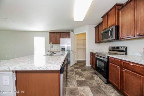 6842 Langford Street, Jacksonville FL - photo 7 of 21