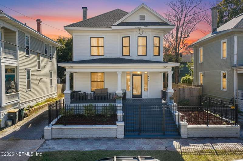 4 bedroom Single Family Residence at 422 7th Street, Springfield, Jacksonville — photo 4