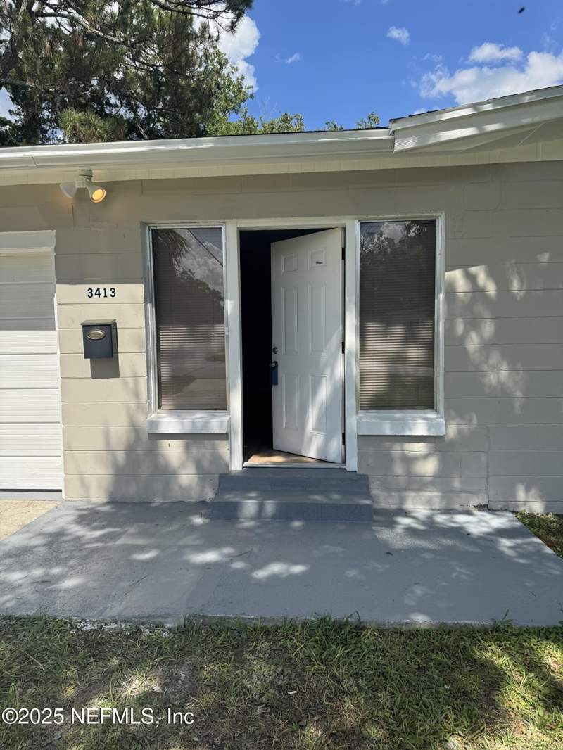 3 bedroom Single Family Residence at 3413 Eve Drive, Southside Estates, Jacksonville — photo 2