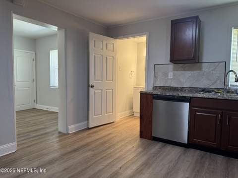 3413 Eve Drive, Jacksonville FL - photo 6 of 20