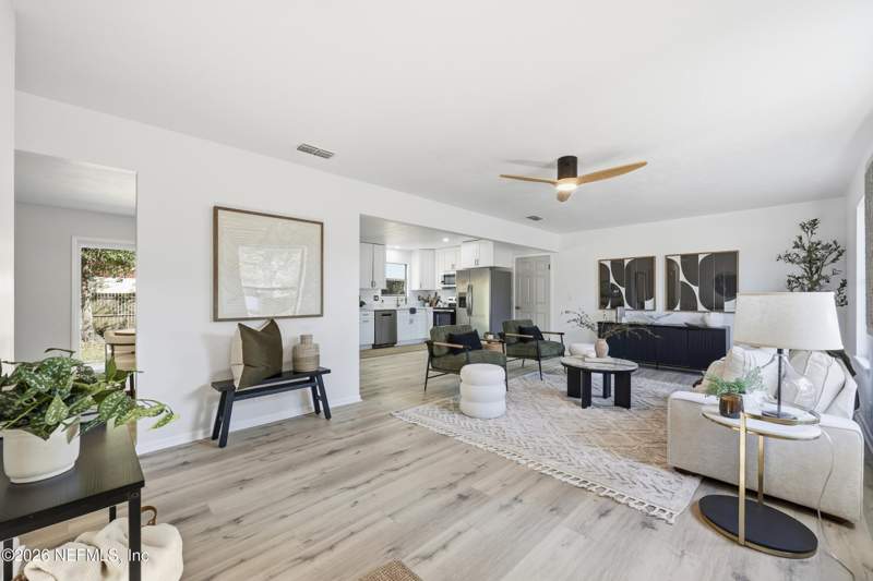 3 bedroom Single Family Residence at 3003 Beachwood Boulevard, Beachwood, Jacksonville — photo 4