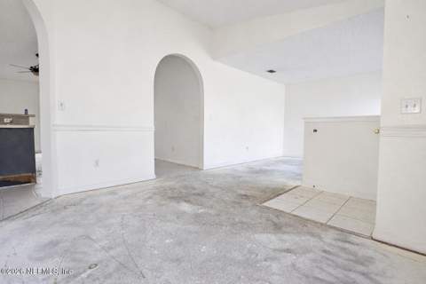 735 Chestnut Oak Drive, Jacksonville FL - photo 7 of 31