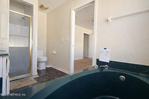 735 Chestnut Oak Drive, Jacksonville FL - photo 10 of 31