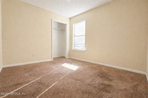 735 Chestnut Oak Drive, Jacksonville FL - photo 17 of 31