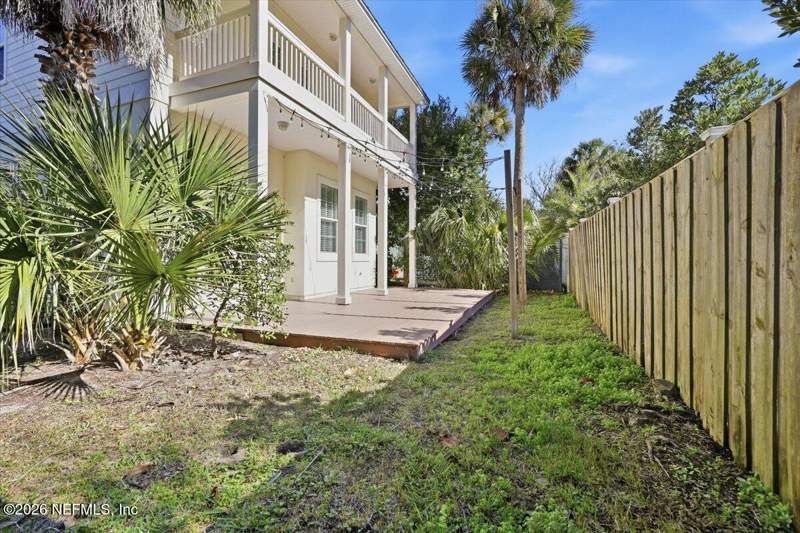 4 bedroom Single Family Residence at 76 17th Street, Atlantic Beach, Atlantic Beach — photo 4